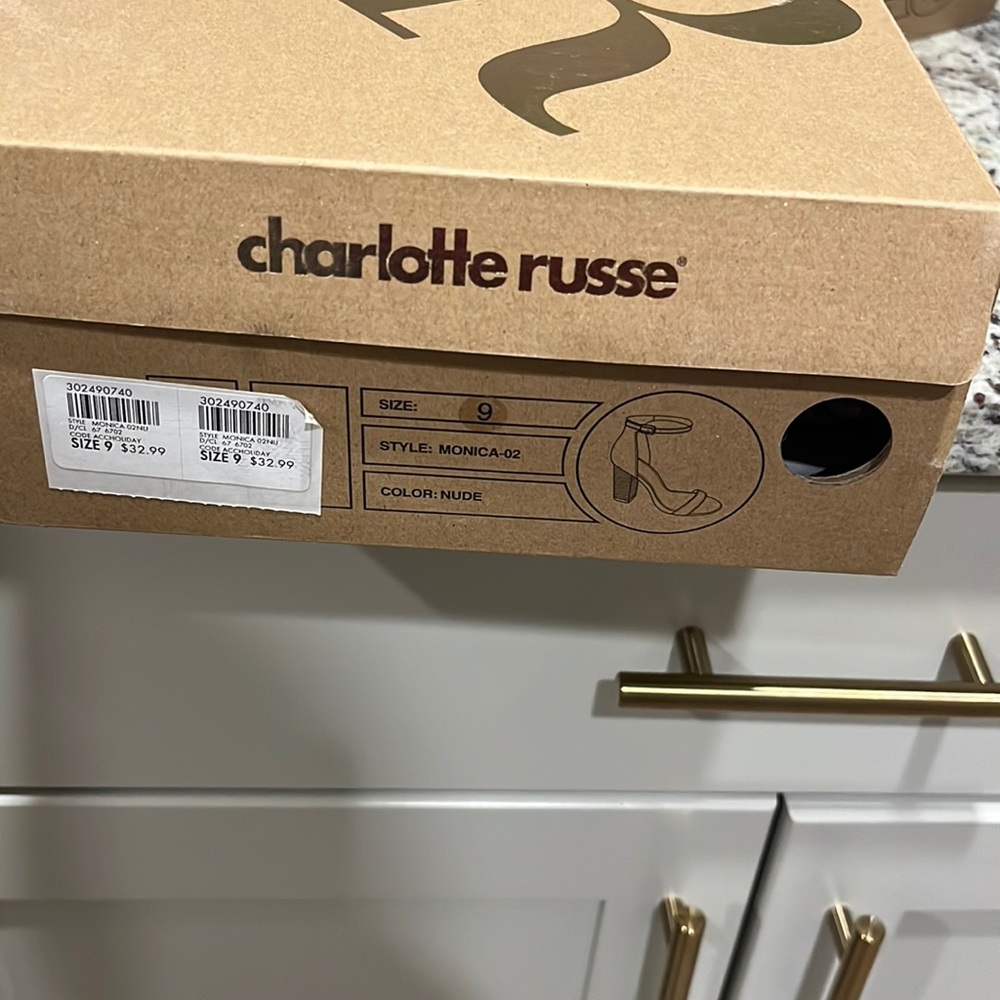 Nude heels never worn for sale